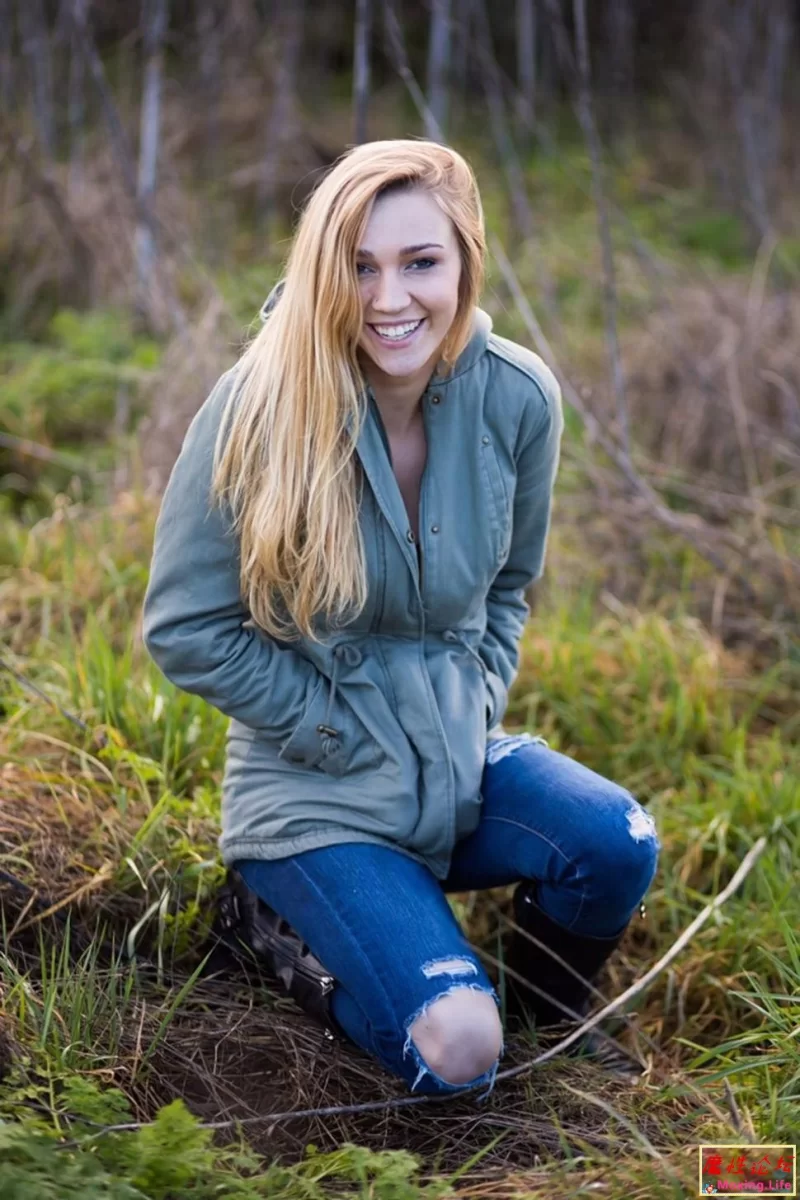 Kendra Sunderland-1.jpg