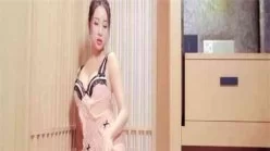 极品貌美如花[00:02:47]